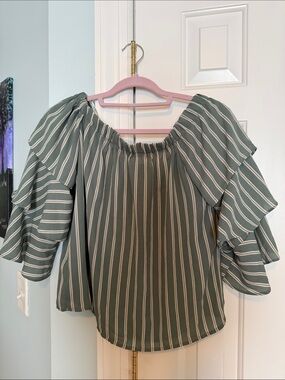 Romeo + Juliet Couture Green & White Striped Off the Shoulder Ruffle Sleeve Top